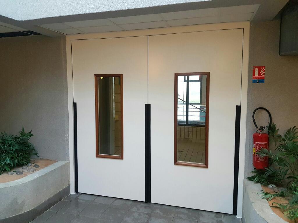 Porte coupe feu en bois
